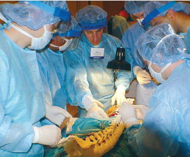 Cleveland Spine Review HandsOn 2022 Sociedad de Neurocirugía de Chile