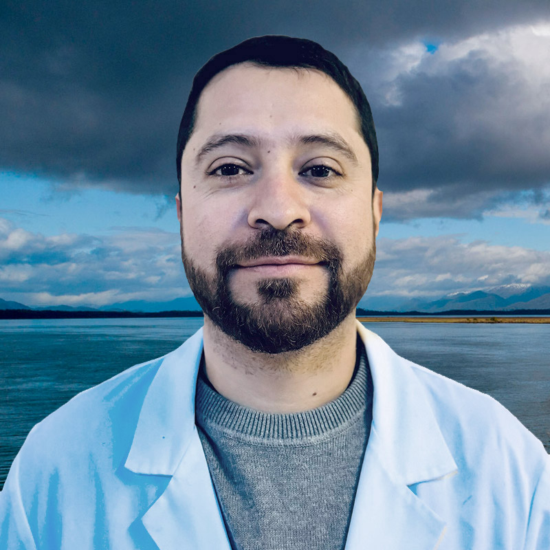Dr. Gonzalo Diocares